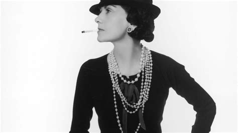 Los sombreros de Coco Chanel y su entrada en el mundo de la 